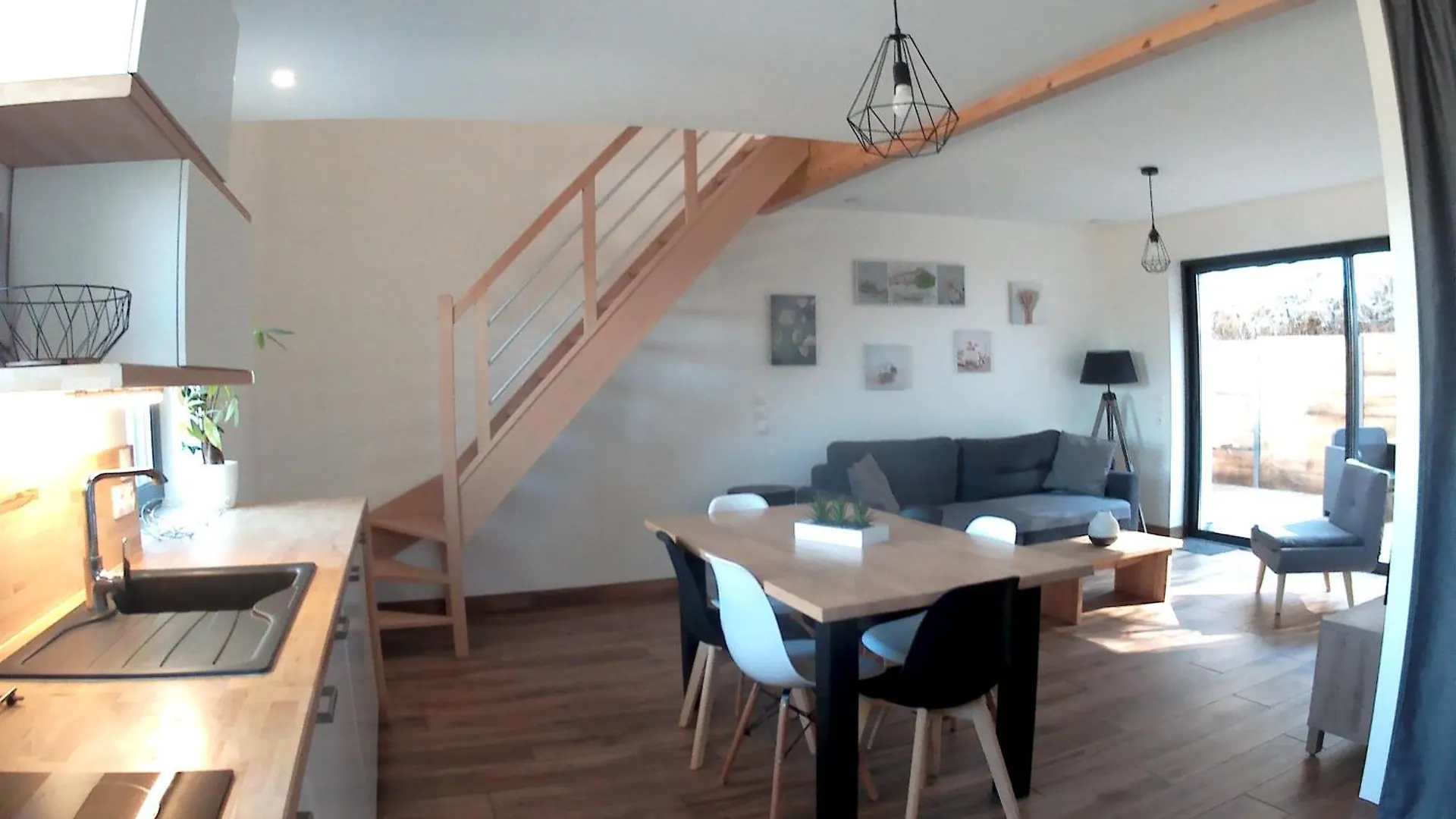 Gites Et Espace Bien Etre Les Catis Le Morgon Crots France